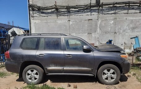 Toyota Land Cruiser 200, 2012 год, 2 450 000 рублей, 1 фотография