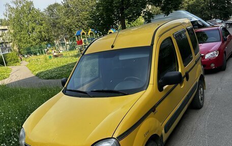 Renault Kangoo II рестайлинг, 2002 год, 3 фотография