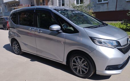 Honda Freed II, 2020 год, 2 200 000 рублей, 3 фотография