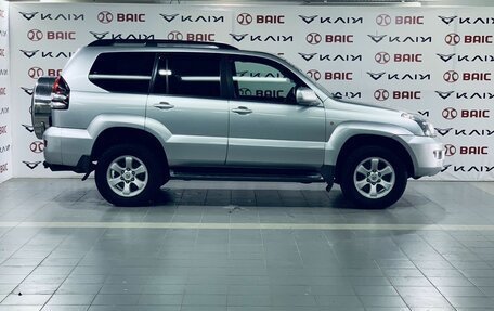 Toyota Land Cruiser Prado 120 рестайлинг, 2008 год, 1 990 000 рублей, 8 фотография