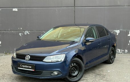 Volkswagen Jetta VI, 2011 год, 819 000 рублей, 3 фотография