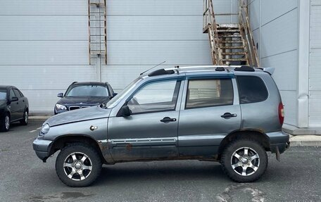 Chevrolet Niva I рестайлинг, 2004 год, 180 000 рублей, 2 фотография