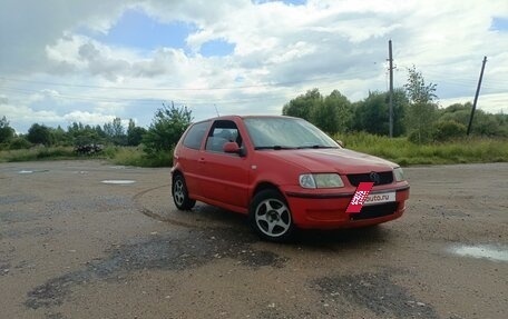 Volkswagen Polo III рестайлинг, 1999 год, 220 000 рублей, 2 фотография