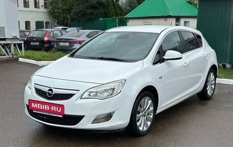 Opel Astra J, 2011 год, 7 фотография