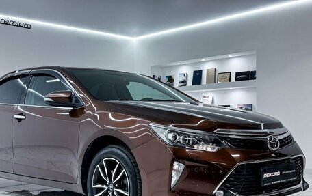 Toyota Camry, 2018 год, 2 650 000 рублей, 3 фотография