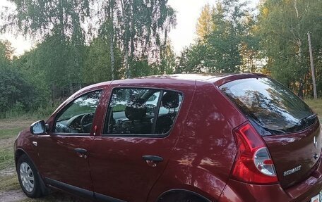 Renault Sandero I, 2012 год, 750 000 рублей, 2 фотография