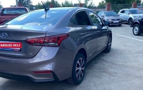 Hyundai Solaris II рестайлинг, 2019 год, 7 фотография