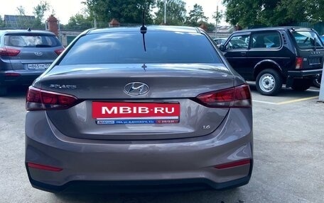 Hyundai Solaris II рестайлинг, 2019 год, 6 фотография