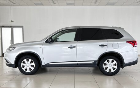 Mitsubishi Outlander III рестайлинг 3, 2018 год, 2 050 000 рублей, 8 фотография