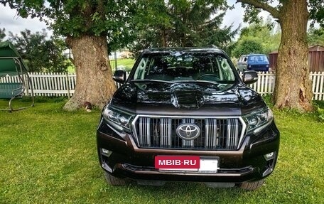 Toyota Land Cruiser Prado 150 рестайлинг 2, 2020 год, 5 560 000 рублей, 2 фотография