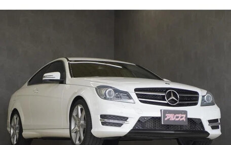 Mercedes-Benz C-Класс, 2012 год, 1 300 000 рублей, 4 фотография