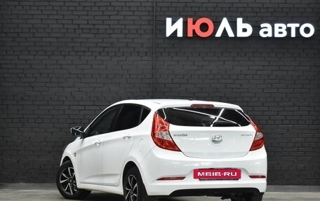 Hyundai Solaris II рестайлинг, 2014 год, 1 150 000 рублей, 5 фотография