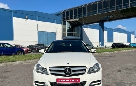 Mercedes-Benz C-Класс, 2011 год, 1 455 000 рублей, 2 фотография