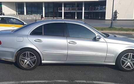 Mercedes-Benz E-Класс, 2002 год, 745 000 рублей, 3 фотография