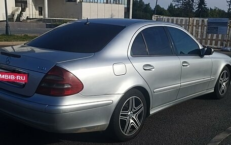 Mercedes-Benz E-Класс, 2002 год, 745 000 рублей, 4 фотография