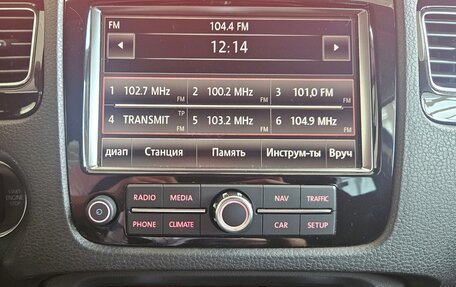 Volkswagen Touareg III, 2011 год, 2 035 000 рублей, 14 фотография