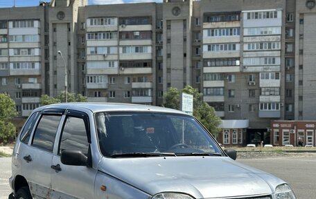 Chevrolet Niva I рестайлинг, 2004 год, 265 000 рублей, 3 фотография