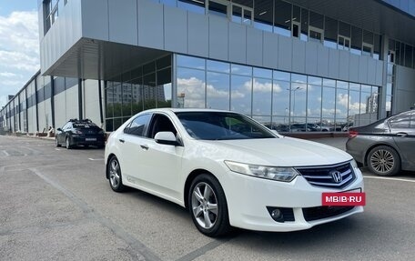 Honda Accord VIII рестайлинг, 2011 год, 1 330 000 рублей, 4 фотография