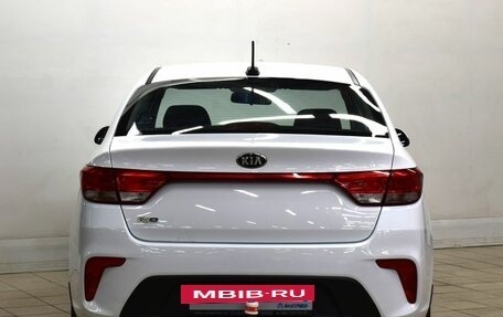 KIA Rio IV, 2017 год, 3 фотография