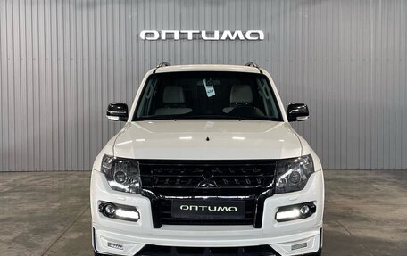 Mitsubishi Pajero IV, 2019 год, 4 449 000 рублей, 2 фотография