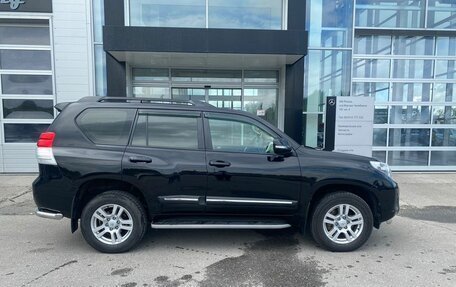 Toyota Land Cruiser Prado 150 рестайлинг 2, 2013 год, 3 180 000 рублей, 6 фотография