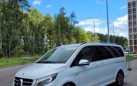 Mercedes-Benz V-Класс, 2017 год, 5 350 000 рублей, 1 фотография