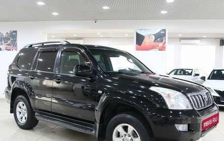 Toyota Land Cruiser Prado 120 рестайлинг, 2004 год, 1 599 000 рублей, 3 фотография