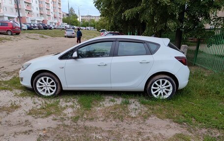 Opel Astra J, 2010 год, 1 000 000 рублей, 4 фотография