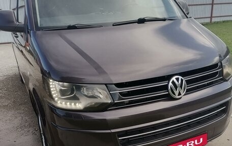 Volkswagen Caravelle T5, 2012 год, 2 150 000 рублей, 3 фотография