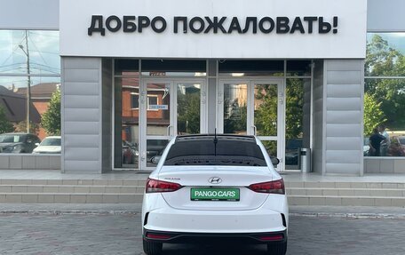 Hyundai Solaris II рестайлинг, 2021 год, 6 фотография