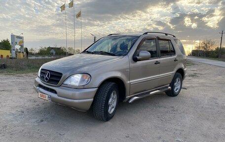 Mercedes-Benz M-Класс, 2000 год, 890 000 рублей, 2 фотография