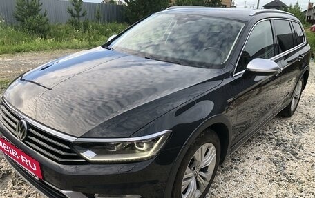 Volkswagen Passat B8 рестайлинг, 2018 год, 2 400 000 рублей, 2 фотография