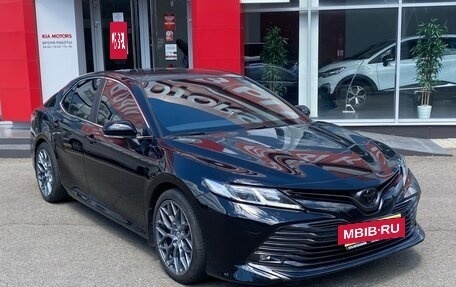 Toyota Camry, 2019 год, 2 657 000 рублей, 3 фотография