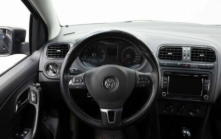 Volkswagen Polo VI (EU Market), 2012 год, 16 фотография