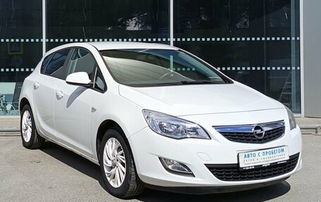 Opel Astra J, 2012 год, 740 000 рублей, 3 фотография