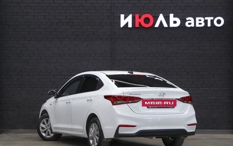 Hyundai Solaris II рестайлинг, 2017 год, 1 190 000 рублей, 4 фотография