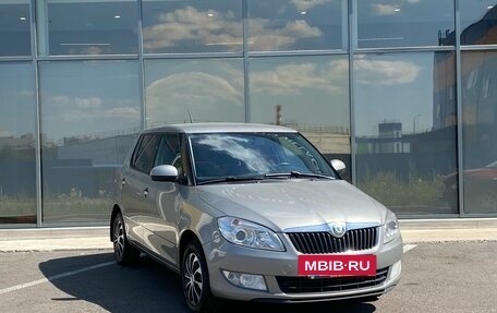 Skoda Fabia II, 2012 год, 575 000 рублей, 2 фотография