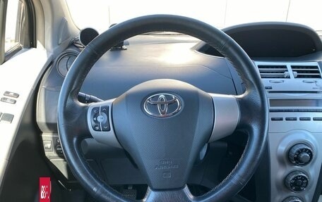 Toyota Yaris III рестайлинг, 2008 год, 545 000 рублей, 8 фотография