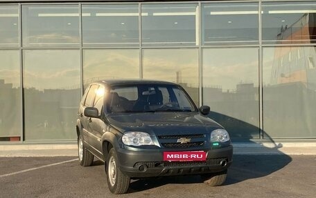 Chevrolet Niva I рестайлинг, 2014 год, 505 000 рублей, 2 фотография