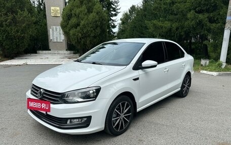 Volkswagen Polo VI (EU Market), 2016 год, 12 фотография