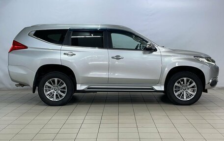 Mitsubishi Pajero Sport III рестайлинг, 2017 год, 2 799 000 рублей, 9 фотография