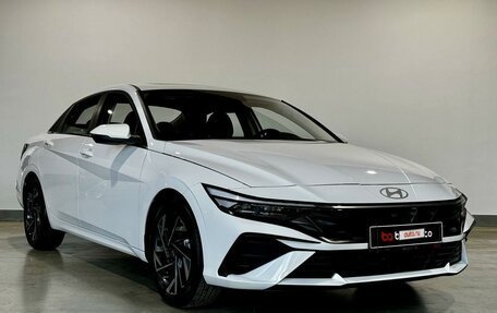 Hyundai Elantra, 2024 год, 2 300 000 рублей, 2 фотография