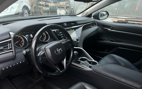 Toyota Camry, 2018 год, 2 799 000 рублей, 7 фотография