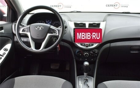 Hyundai Solaris II рестайлинг, 2011 год, 6 фотография