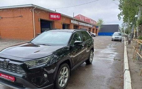 Toyota RAV4, 2021 год, 3 700 000 рублей, 1 фотография