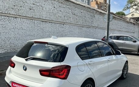 BMW 1 серия, 2019 год, 2 500 000 рублей, 4 фотография