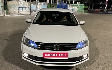 Volkswagen Jetta VI, 2017 год, 1 000 000 рублей, 5 фотография