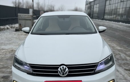 Volkswagen Jetta VI, 2017 год, 1 000 000 рублей, 4 фотография