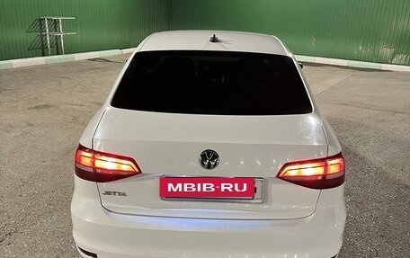 Volkswagen Jetta VI, 2017 год, 1 000 000 рублей, 10 фотография