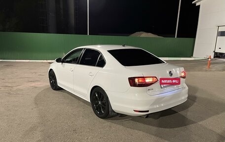 Volkswagen Jetta VI, 2017 год, 1 000 000 рублей, 12 фотография